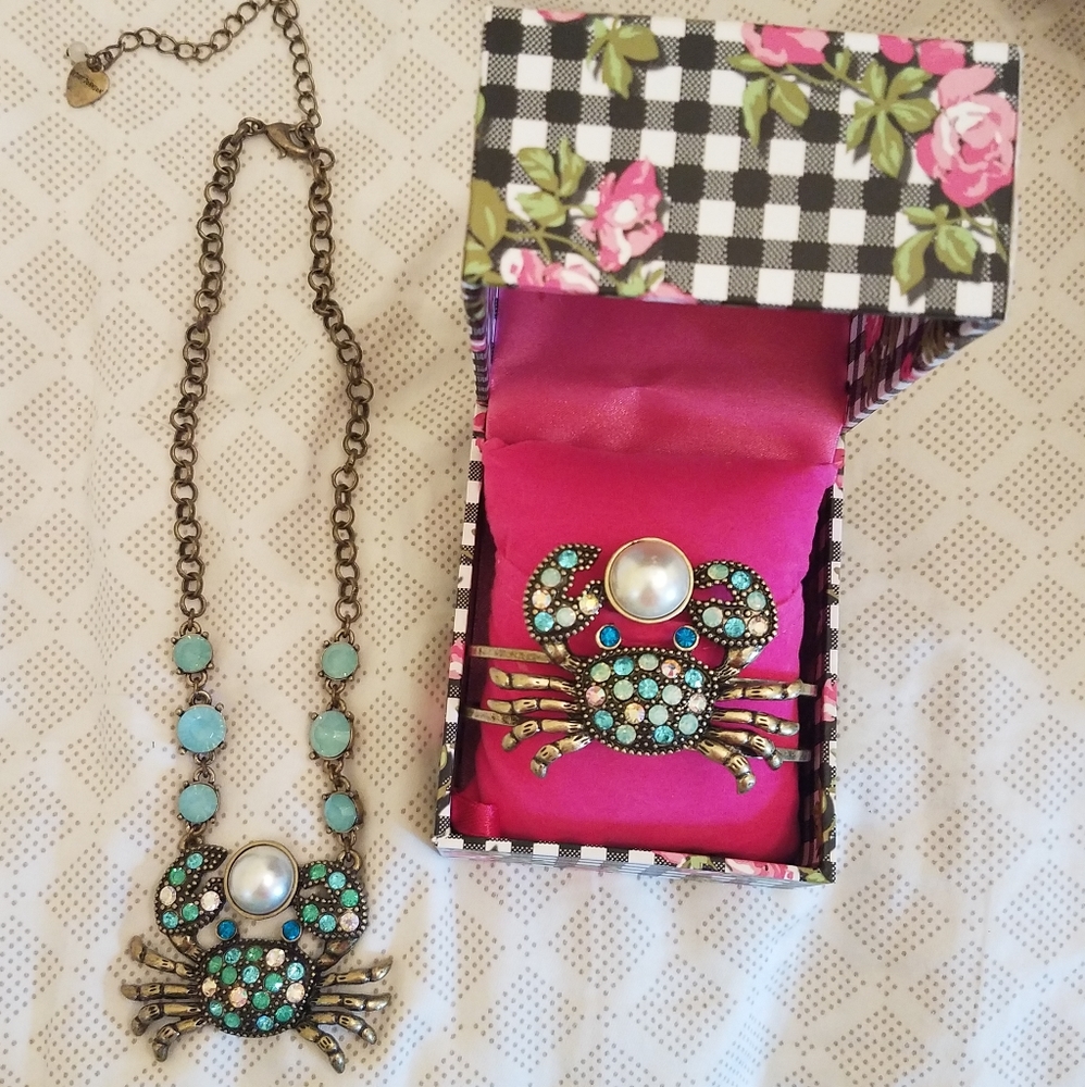 Betsey Johnson Crab Necklace